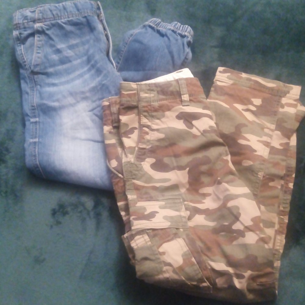 Gap Kids Green Camo Cargo Pants & Blue Denim Jogger Jeans Sz 10 - 2 Pair